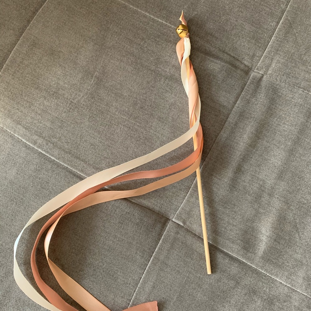 50 Pink & white ribbon stick streamers